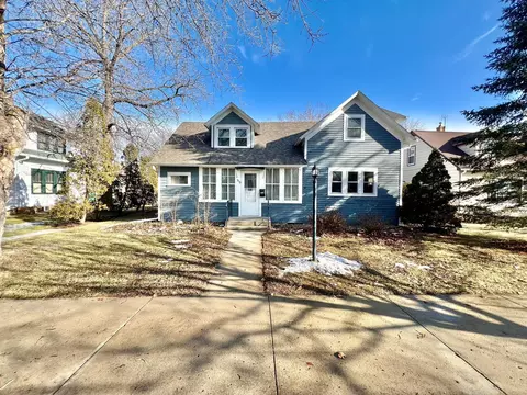 915 Douglas St, Alexandria, MN 56308