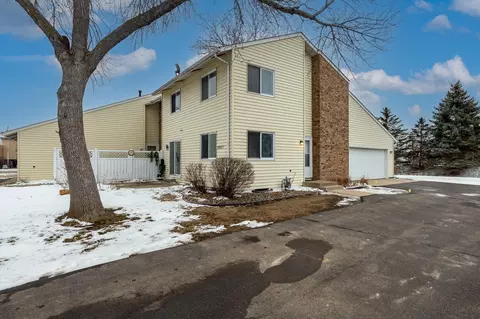 20077 Ideal Way, Lakeville, MN 55044