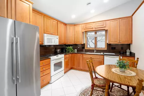 1124 Como Ave, Duluth, MN 55811 photo 7