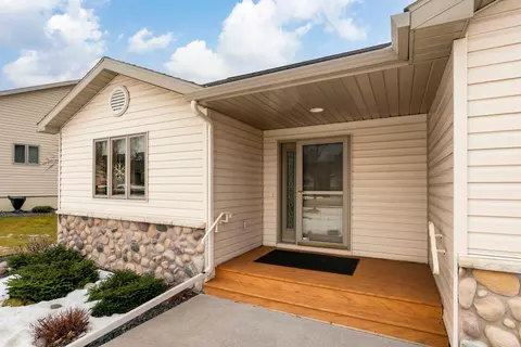 1124 Como Ave, Duluth, MN 55811 photo 3