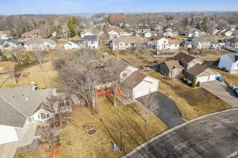 1239 16th Ave SE, Forest Lake, MN 55025
