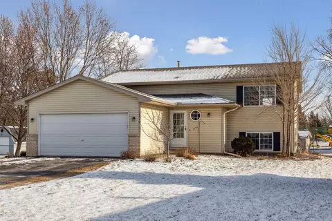 2820 Lincoln Pl, Anoka, MN 55303