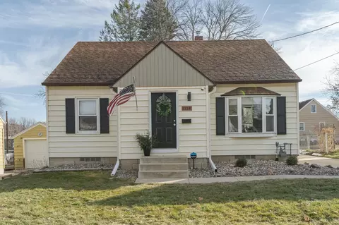1114 9th Ave NW, Rochester, MN 55901