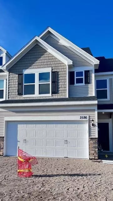 2586 Paddock Path, Shakopee, MN 55379