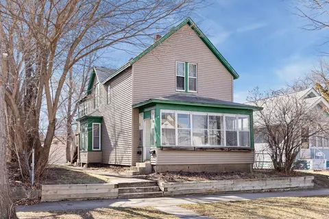 690 Blair Ave, Saint Paul, MN 55104
