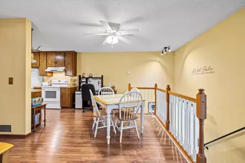 8659 Maplebrook Pkwy N, Brooklyn Park, MN 55445