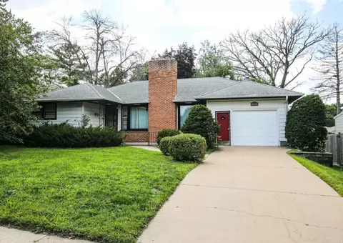 1371 Prior Ave S, Saint Paul, MN 55116