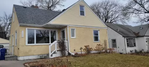 2100 S Suburban Ave, Saint Paul, MN 55119