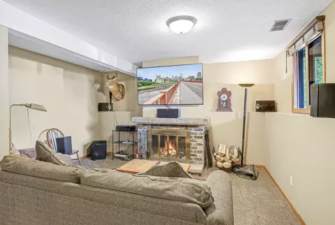 4973 Edgewater Dr, Mound, MN 55364 photo 4