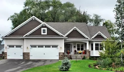 3767 Edgerton St, Vadnais Heights, MN 55127