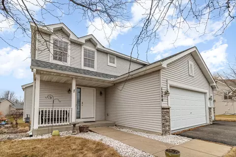 1300 Drake Cv, Mayer, MN 55360