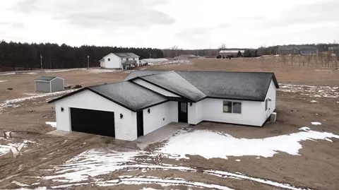 30961 Carefree Ln, Frazee, MN 56544