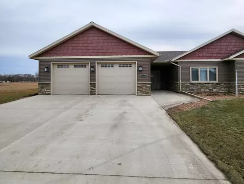 1403 W Fairview Ave, Olivia, MN 56277
