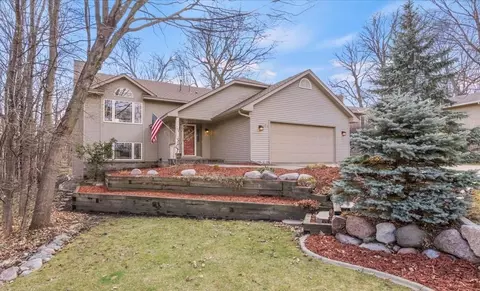 704 Northwood Dr, Delano, MN 55328