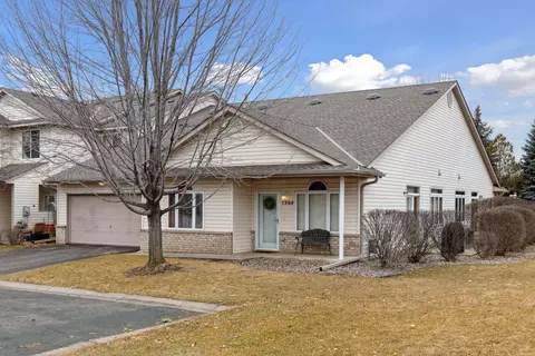 1264 Crystal Pl E, Chaska, MN 55318