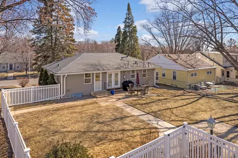 2625 Meridian Dr, Robbinsdale, MN 55422