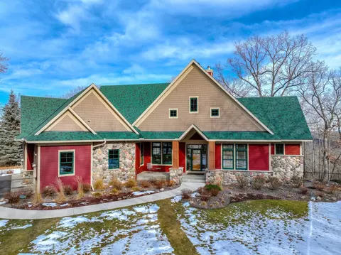 12022 Arcola Trl N, Stillwater, MN 55082