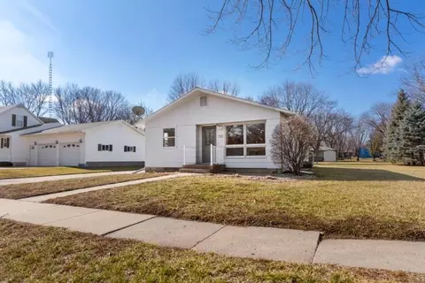 733 10th St N, Mountain Lake, MN 56159