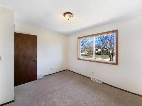 503 Central Ave S, Dodge Center, MN 55927 photo 5