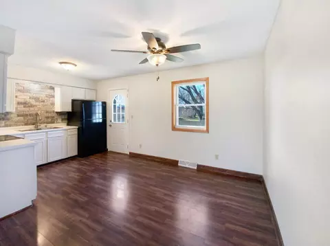 503 Central Ave S, Dodge Center, MN 55927 photo 7