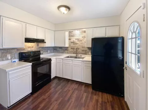 503 Central Ave S, Dodge Center, MN 55927 photo 8
