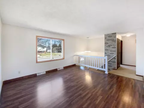 503 Central Ave S, Dodge Center, MN 55927 photo 3