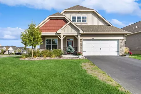 2209 Avalon Ct, Shakopee, MN 55379