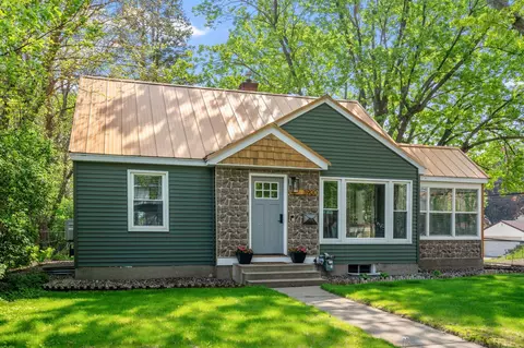 3900 Zane Ave N, Robbinsdale, MN 55422