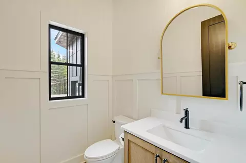 Bath - 6699 Bridle Path, Corcoran, MN 55340 photo 1 of 7