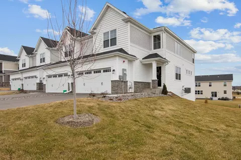 421 Murray Hill Way, Waconia, MN 55387