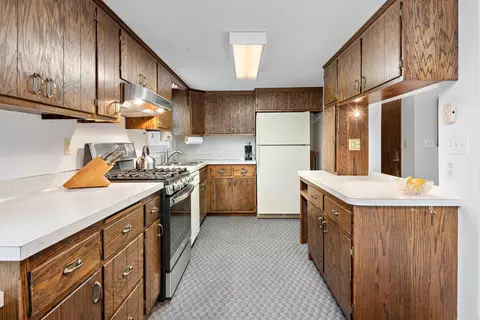 5870 Main St W, Maple Plain, MN 55359 photo 9