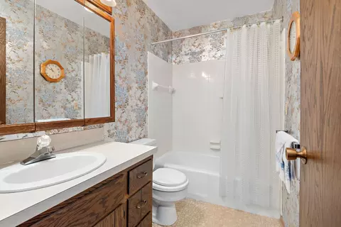 5870 Main St W, Maple Plain, MN 55359 photo 12