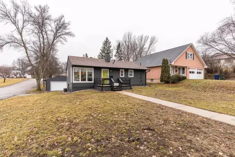 403 W Channing Ave, Fergus Falls, MN 56537
