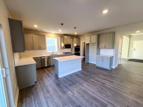 13126 Bauer Dr N, Champlin, MN 55316 photo 5