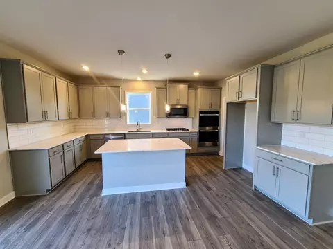 13126 Bauer Dr N, Champlin, MN 55316 photo 4