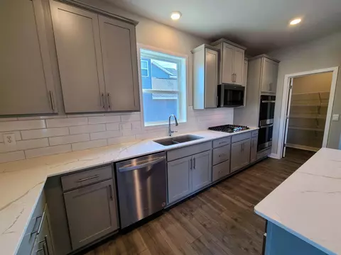 13126 Bauer Dr N, Champlin, MN 55316 photo 9