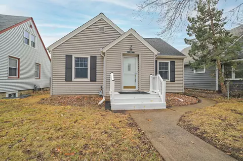 426 16th Ave N, South Saint Paul, MN 55075