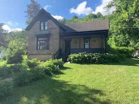 511 E 7th St, Red Wing, MN 55066