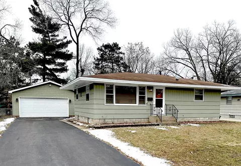5513 Vera Cruz Ave N, Crystal, MN 55429