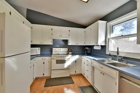 Kitchen - 4226 Thru St, Saint Cloud, MN 56303 photo 1 of 2