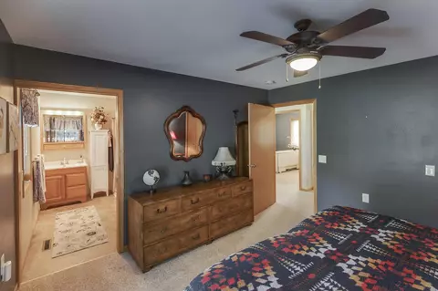 Bedroom - 5100 Camden Rd, Baxter, MN 56425 photo 2 of 3