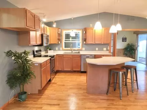 Kitchen - 5100 Camden Rd, Baxter, MN 56425 photo 4 of 4