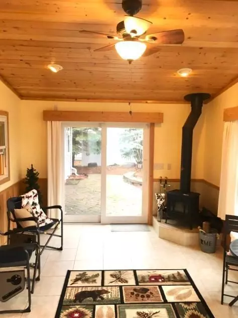 Living - 5100 Camden Rd, Baxter, MN 56425 photo 8 of 10