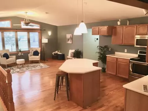 Living - 5100 Camden Rd, Baxter, MN 56425 photo 6 of 10