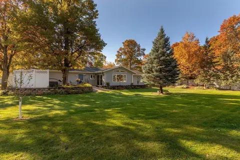 Exterior - 5100 Camden Rd, Baxter, MN 56425 photo 2 of 10