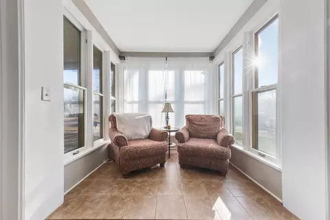 Living - 128 6th Ave NW, Faribault, MN 55021 photo 3 of 4