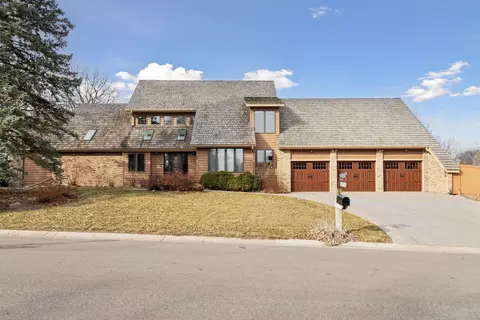 17625 Keystone Ave, Lakeville, MN 55044