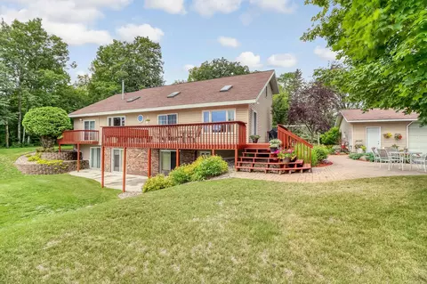 10604 Eagle Lake Rd, Frazee, MN 56544