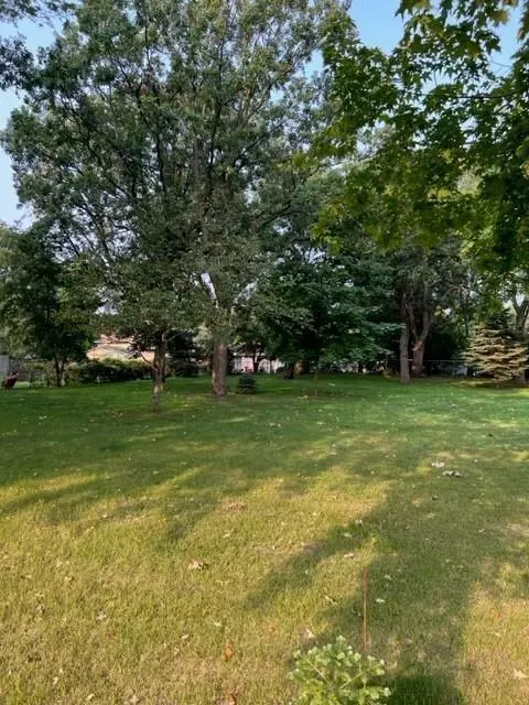 2308 Leona Dr, New Brighton, MN 55112