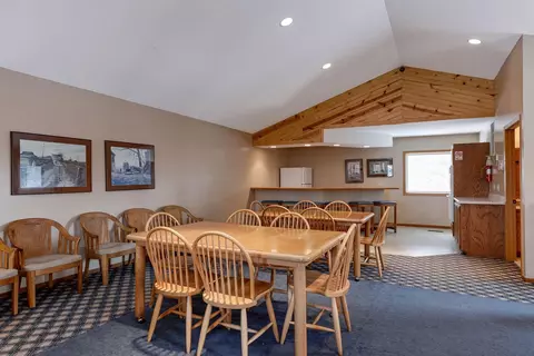 Dining - 3578 Blue Jay Way #107, Eagan, MN 55123 photo 5 of 6